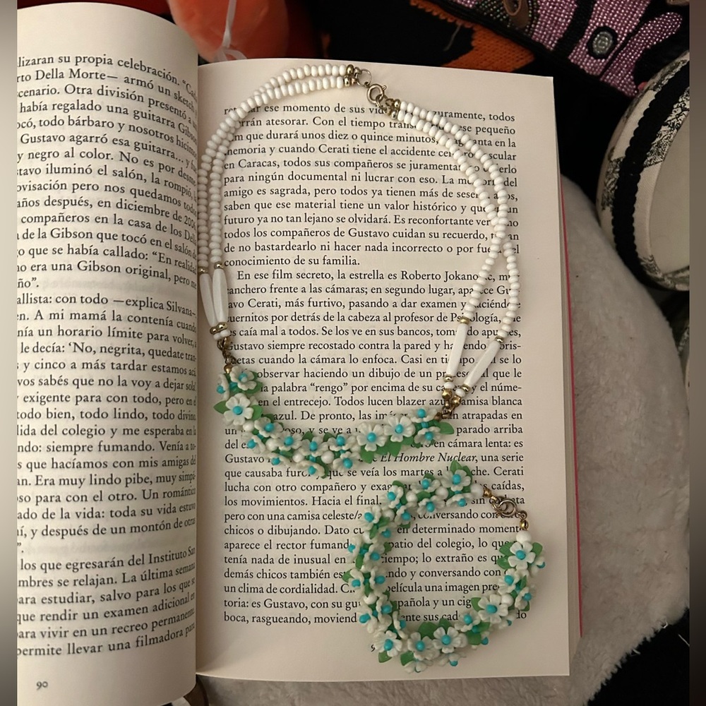 Vintage Beaded Floral necklace set